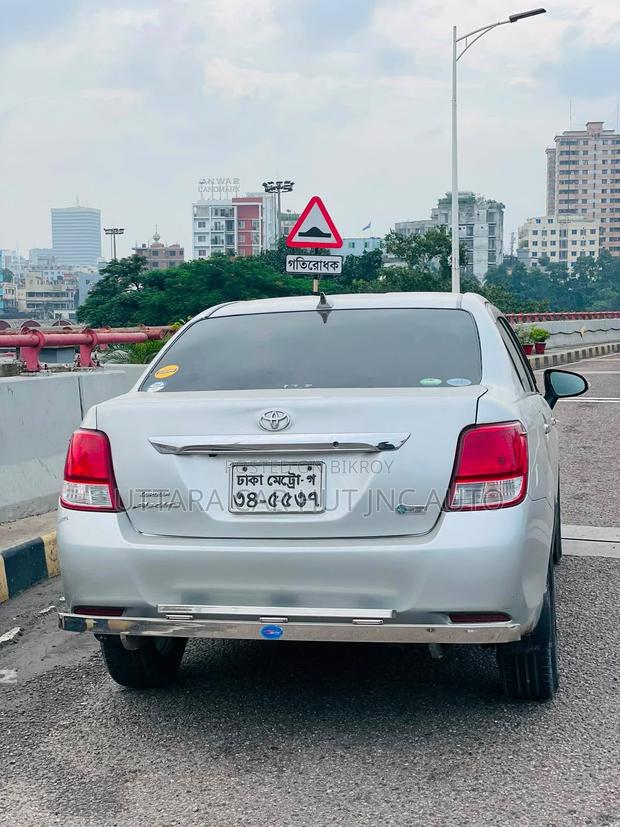 Toyota Axio 2013 Silver