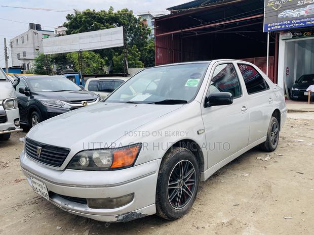 Toyota Vista 1999 Silver
