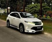 Toyota Harrier 2.0 4WD 2018 Pearl for sale