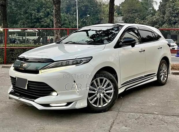 Toyota Harrier 2.0 4WD 2018 Pearl
