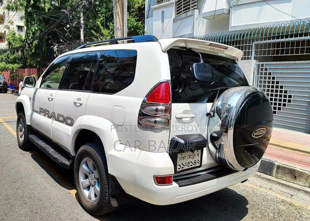 Toyota Land Cruiser Prado 2.7 5dr 2003 White