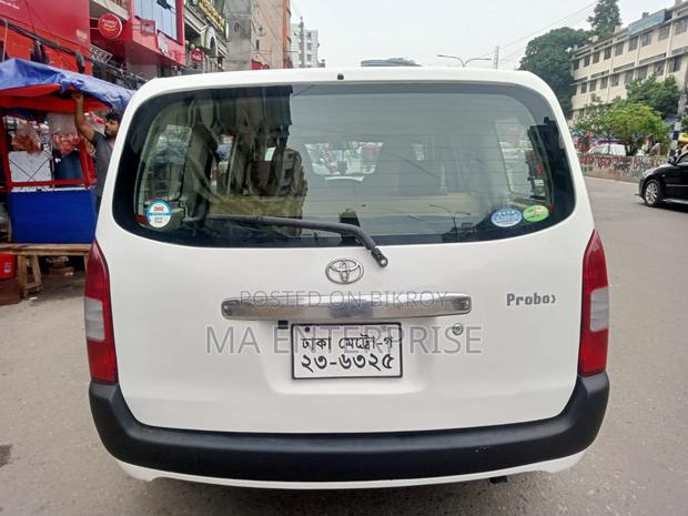 Toyota Probox 2004 White