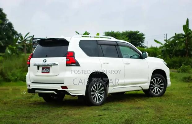 Toyota Land Cruiser Prado 2.7 2019 White