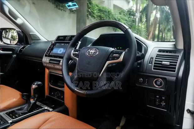 Toyota Land Cruiser Prado 2.7 2019 White