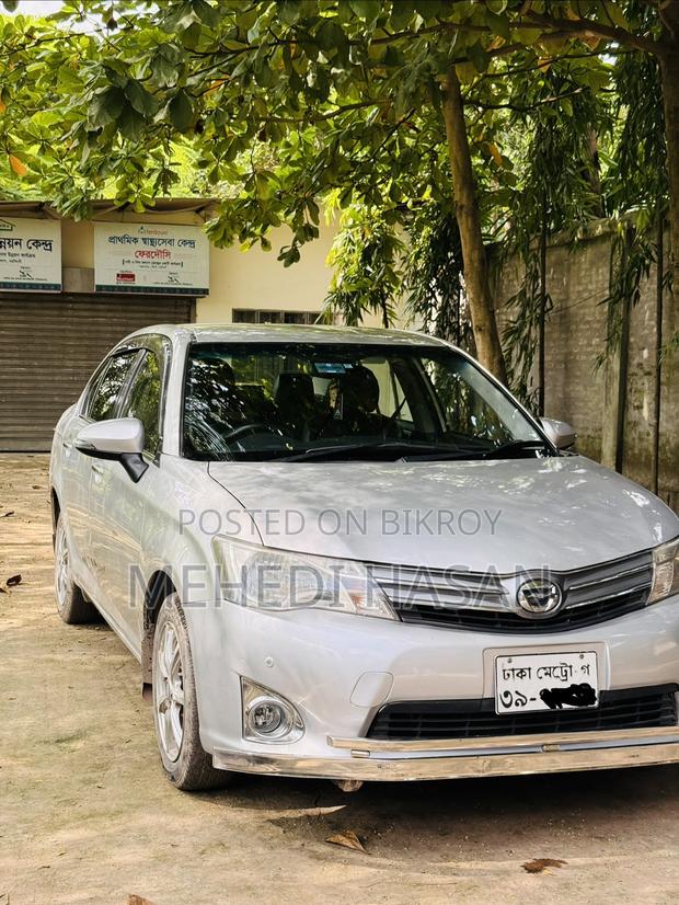 Toyota Axio 2012 Silver