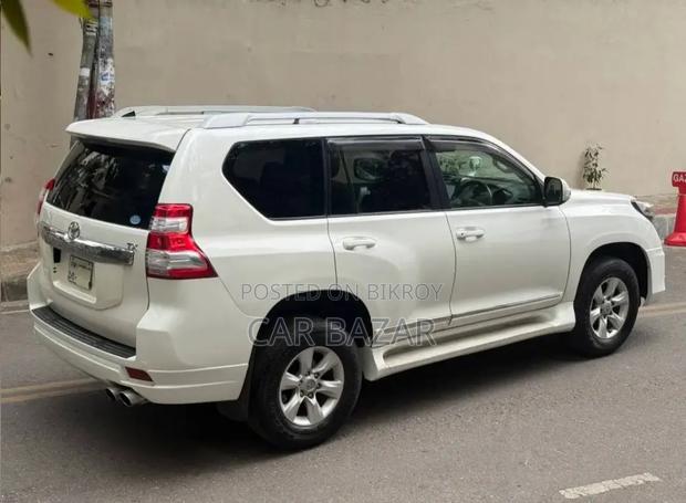 Toyota Land Cruiser Prado 2.7 I 2013 White