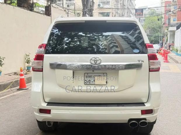 Toyota Land Cruiser Prado 2.7 I 2013 White