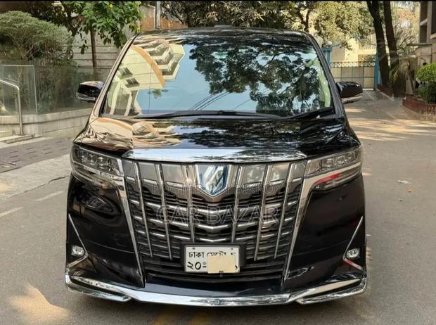 Toyota Alphard 2.5 Hybrid AWD 2019 Black