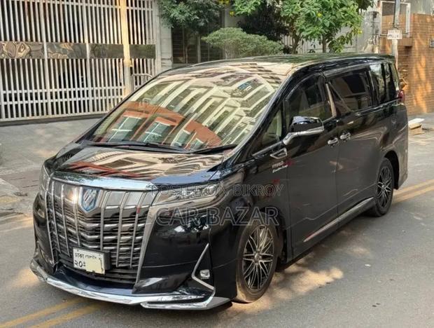 Toyota Alphard 2.5 Hybrid AWD 2019 Black