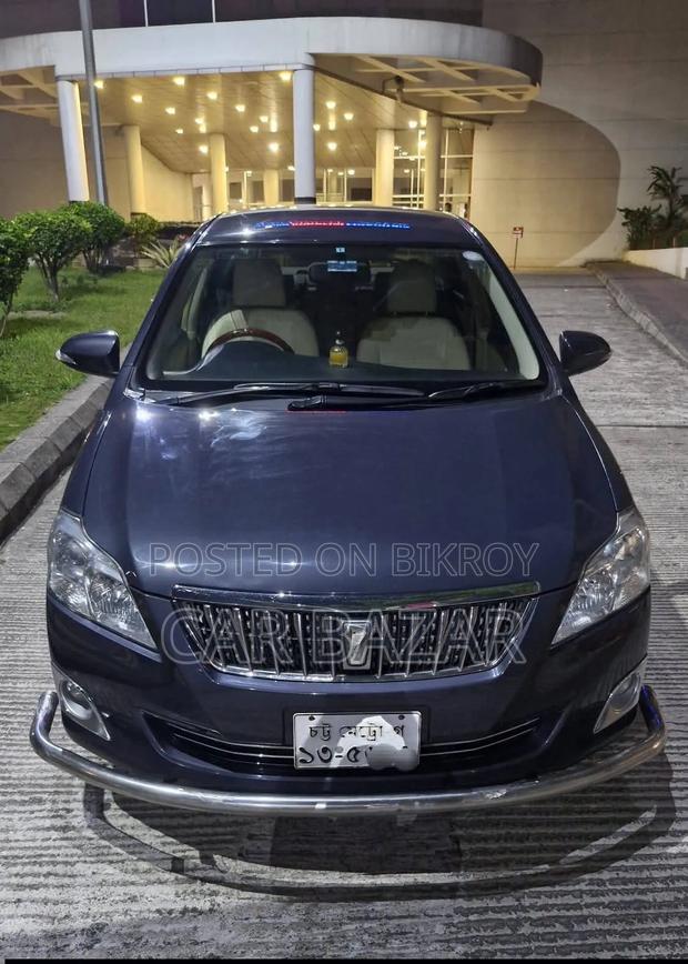 Toyota Premio 1.5 FWD 2015 Gray