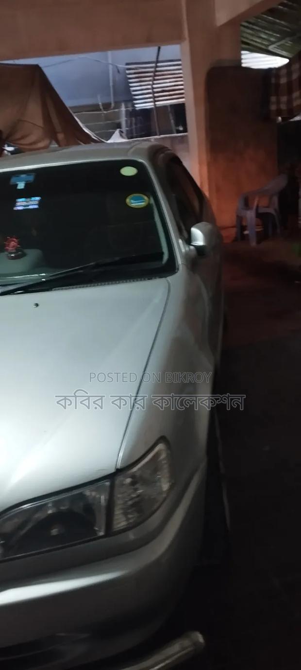 Toyota Corolla 1997 Silver