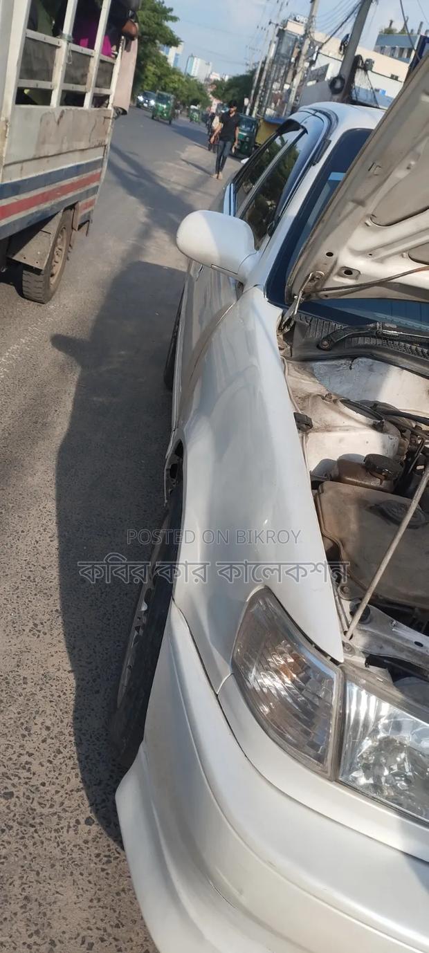 Toyota Corolla 1997 Silver