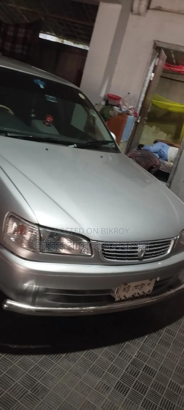 Toyota Corolla 1997 Silver
