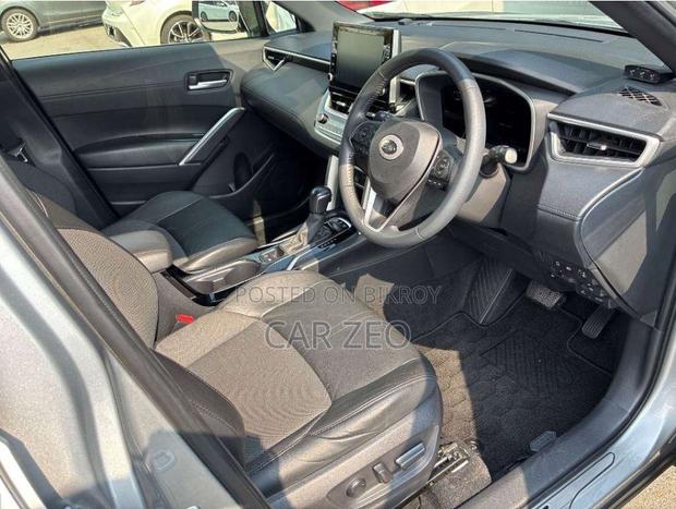 Toyota Corolla Cross 1.8 Hybrid AWD 2022 Silver