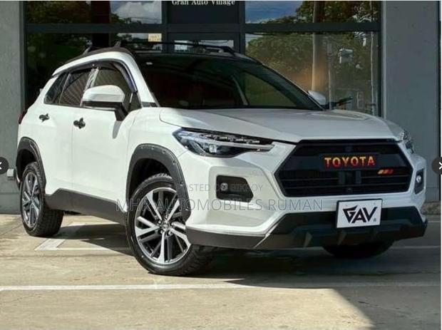 Toyota Corolla Cross 2023 Pearl