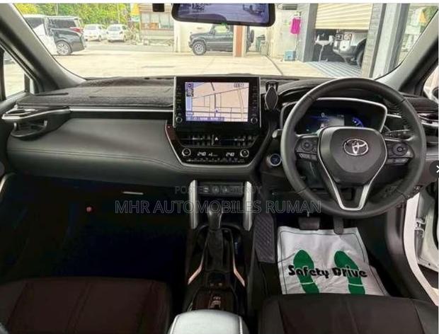 Toyota Corolla Cross 2023 Pearl