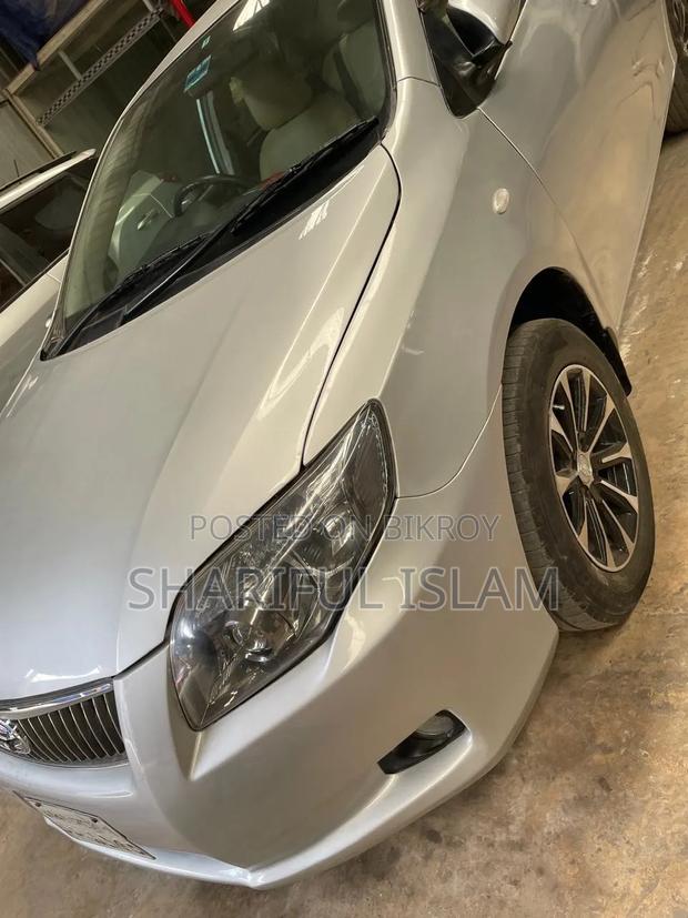 Toyota Axio 2011 Silver