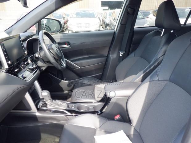 Toyota Corolla Cross 1.8 Hybrid AWD 2021 Pearl