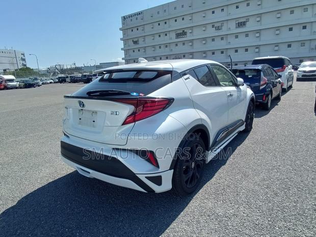 Toyota C-Hr 2021 Pearl