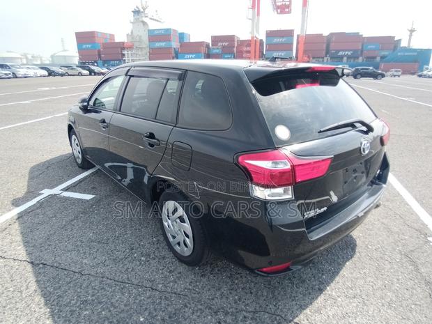 Toyota Corolla Fielder 2021 Black