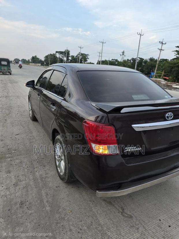 Toyota Axio 2013 Maroon
