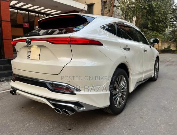 Toyota Harrier 2.0 4WD 2020 Pearl