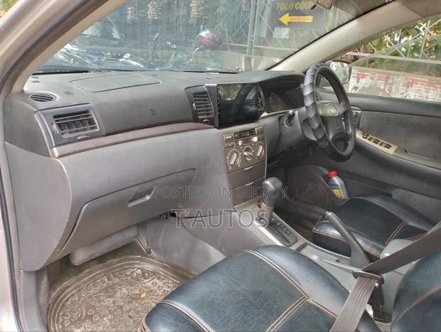 Toyota Corolla 2005 Silver