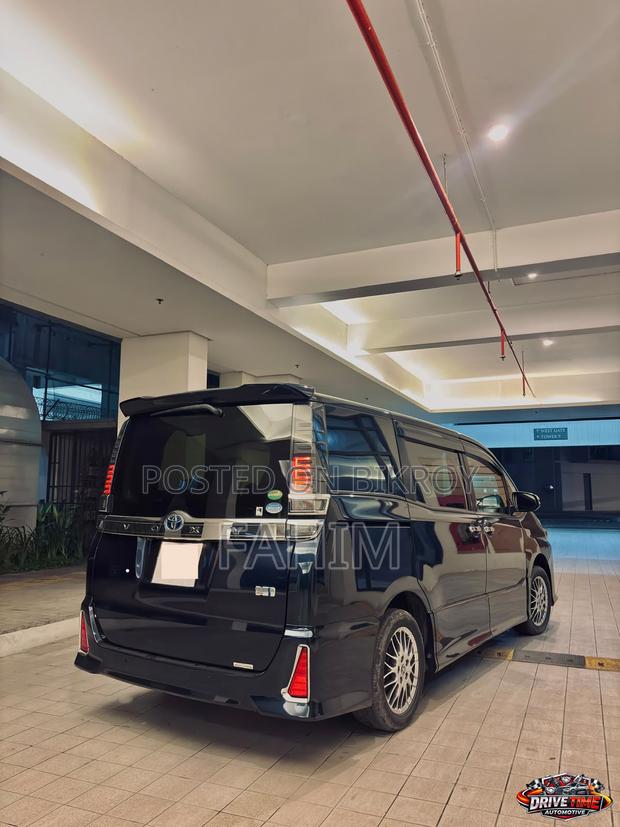 New Toyota Voxy Hybrid ZS Kirameki III 2WD 7-Seater 2020 Black