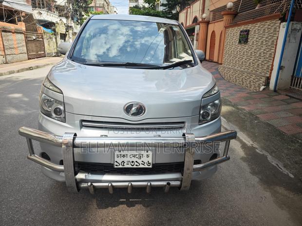 Toyota Voxy ZS Kirameki II 2WD 7-Seater 2009 Silver