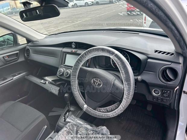 Toyota Axio 2021 Pearl