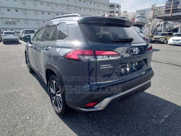 Toyota Corolla Cross 2025 Gray