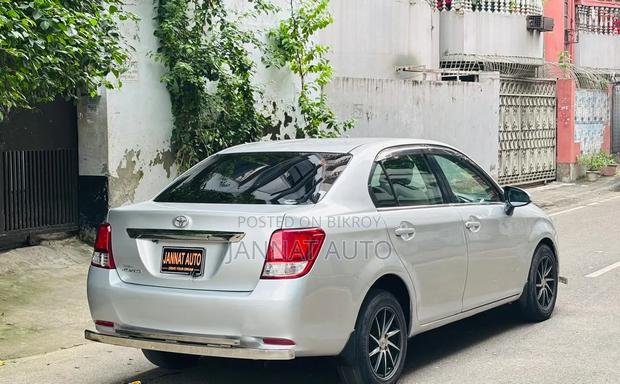 Toyota Axio 2013 Silver