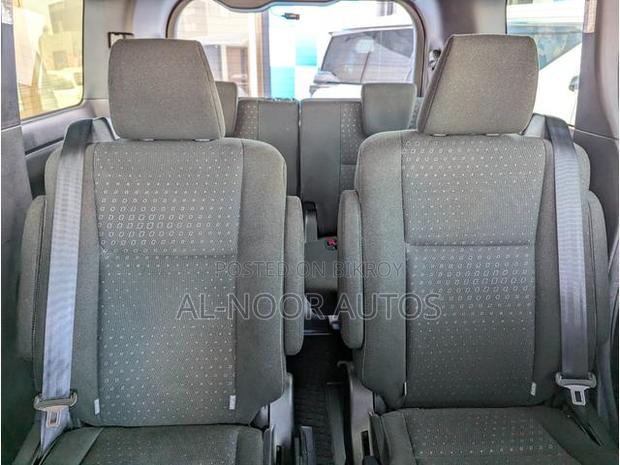 Toyota Noah 2021 Pearl