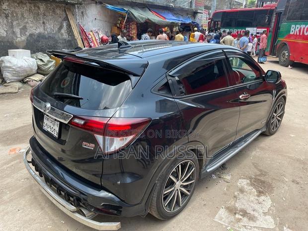 Honda Vezel 1.5 Hybrid 2WD 2017 Black