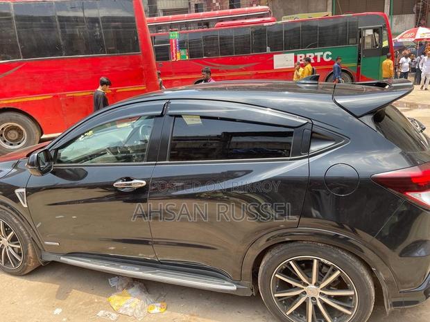 Honda Vezel 1.5 Hybrid 2WD 2017 Black