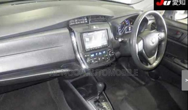 Toyota Axio 2021 Pearl