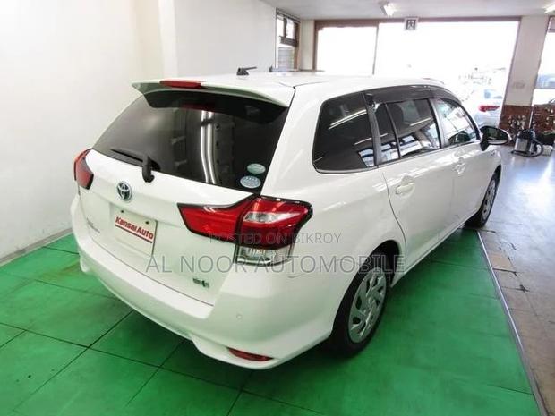 Toyota Corolla Fielder 2021 Pearl