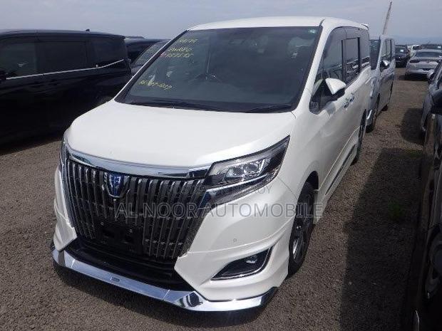 Toyota Esquire 2021 Pearl