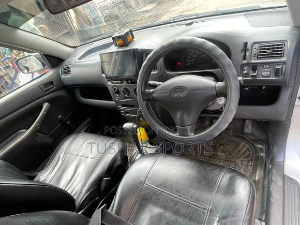 Toyota Probox 2006 Silver