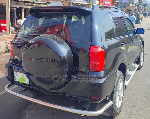 Toyota RAV4 1.8 2005 Black