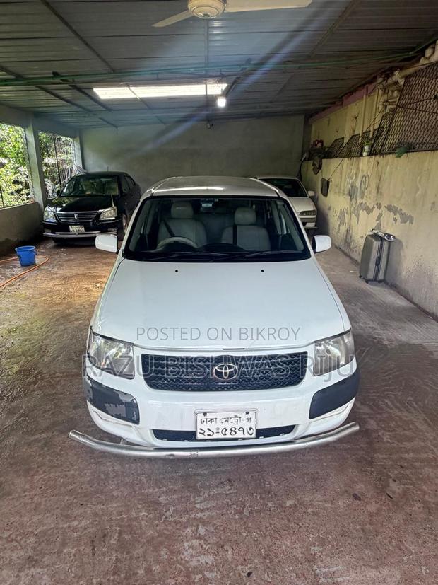 Toyota Probox 2003 Off White