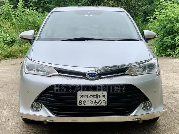 Toyota Axio 1.5 Hybrid 2WD 2015 Silver