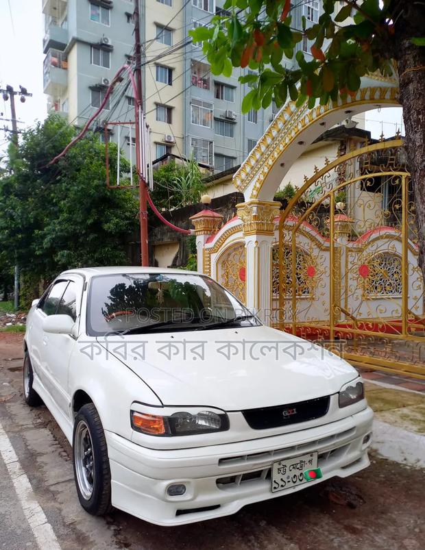 Toyota Corolla 1996 Pearl