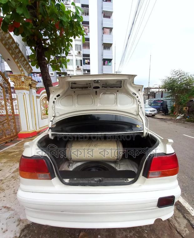 Toyota Corolla 1996 Pearl