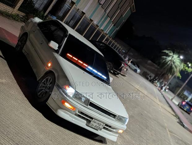 Toyota Corolla 1991 White