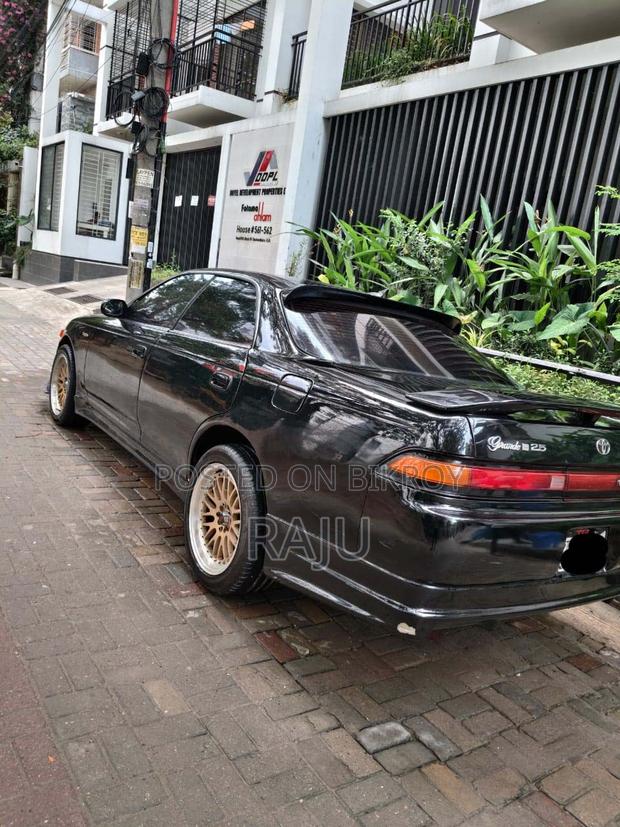 Toyota Mark II 1992 Black