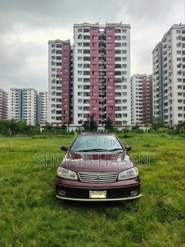 Nissan Sunny 2008
