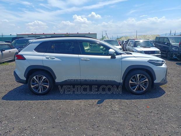 Toyota Corolla Cross 2022 Pearl