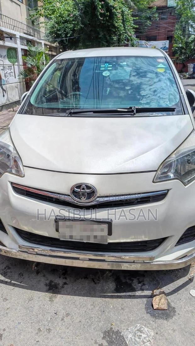 Toyota Ractis 1.5 FWD 2011 Pearl