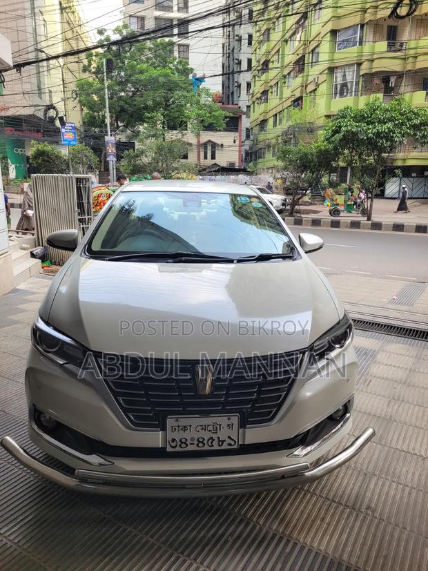 Toyota Premio 1.5 FWD 2017 Pearl